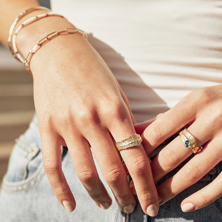 ARMS OF EVE - ANYA GOLD RING - Clear Quartz