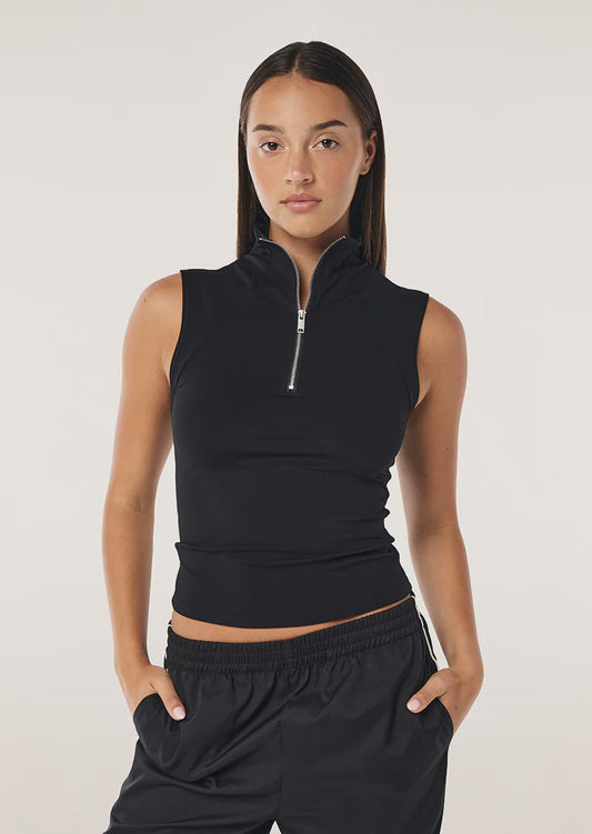 P.E NATION - ROUTINE QUARTER ZIP - Black